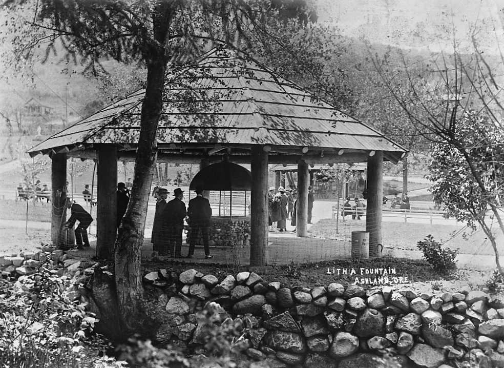 Gazebo in Lithia Park near the bandshell. (Note the original bandshell in the background.) circa 1915